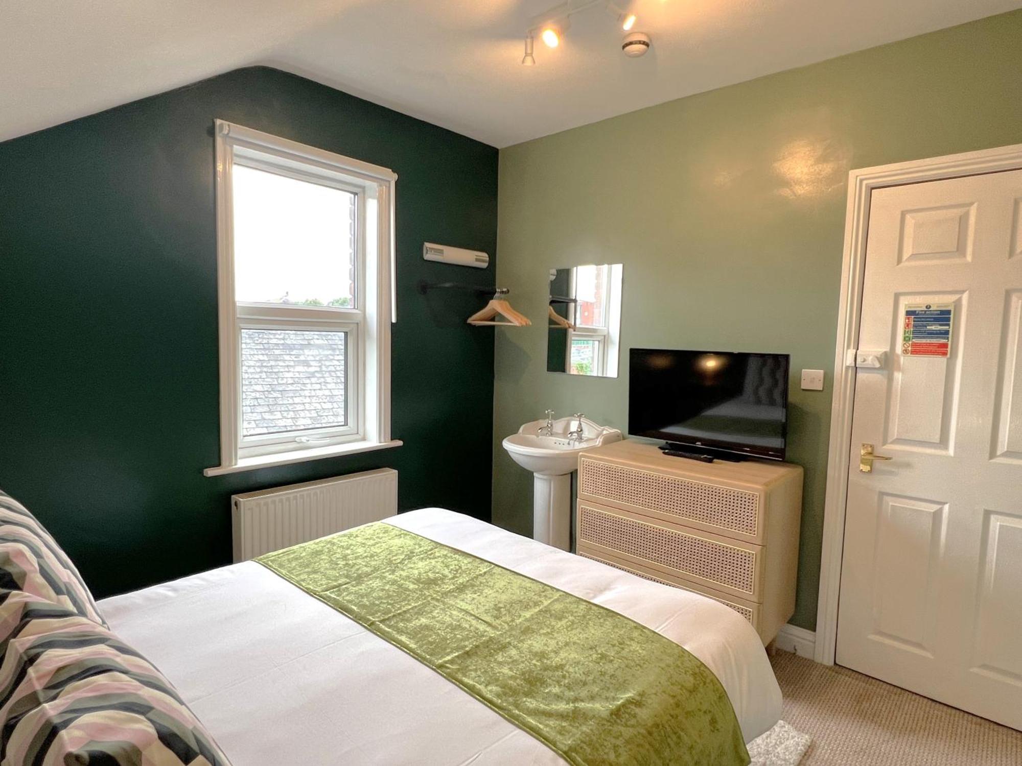 Melbury Rooms & Studios Exeter Room photo